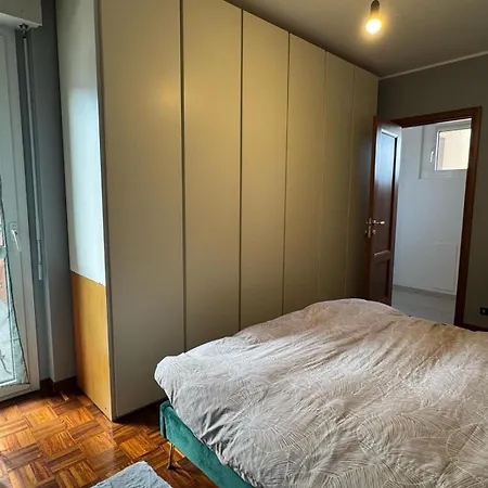 Manzoni House - Large Apartment