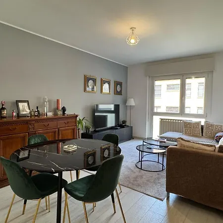 Apartment Manzoni House - Large Lecco