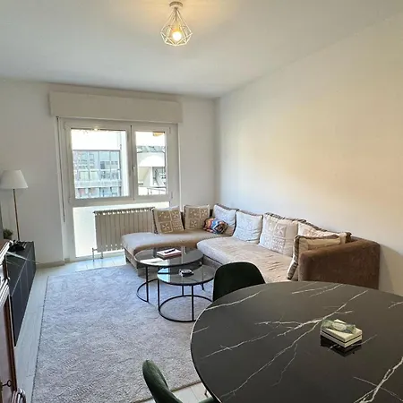 Manzoni House - Large * Lecco